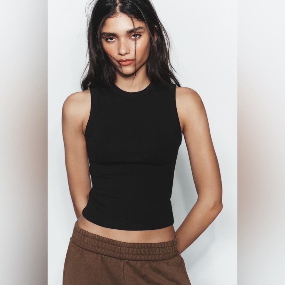 Women’s Zara Black Rib Tank Top, Size M